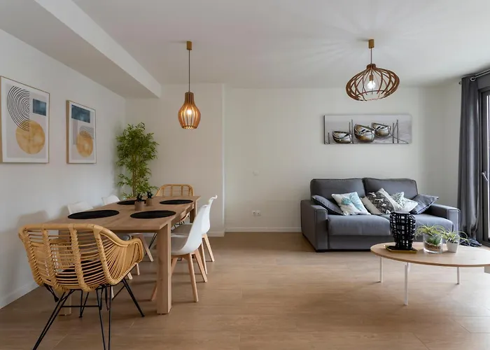 Marina Real Iii 4 By Bookindenia