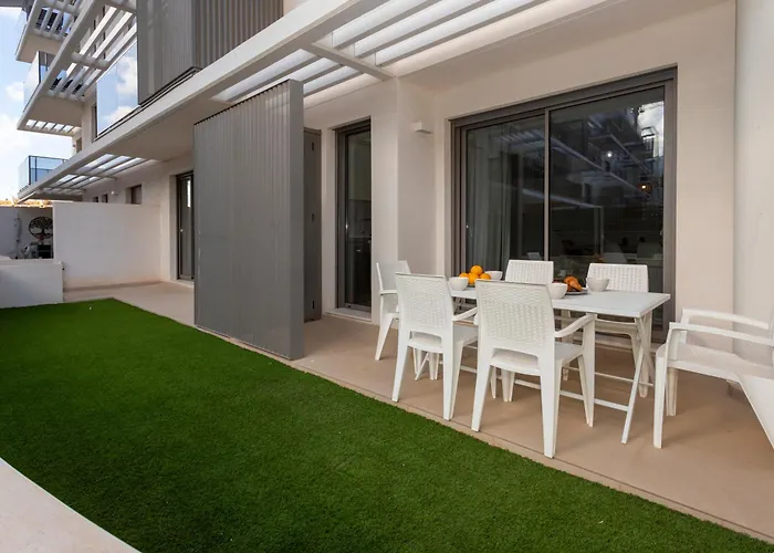 Marina Real Iii 4 By Bookindenia